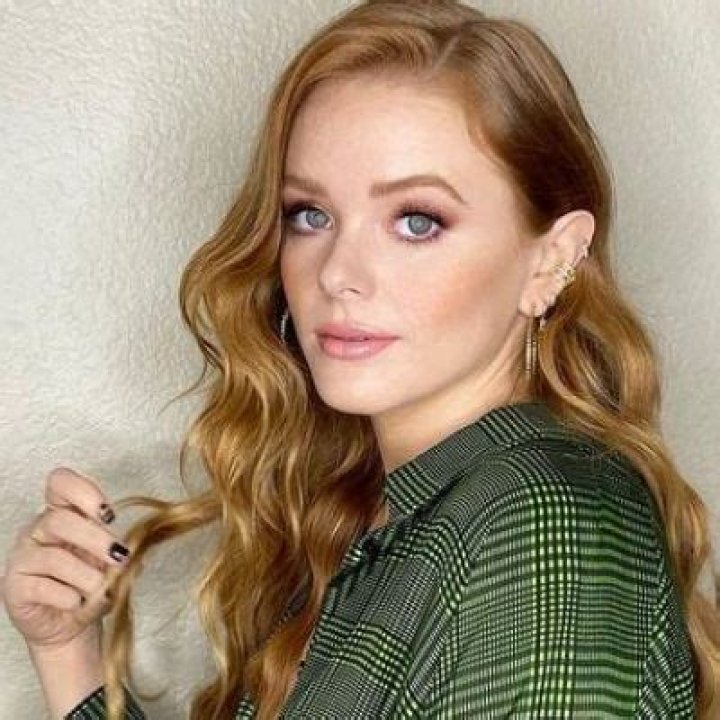 
Abigail Cowen- All About The Lead Actor Of “Fate: The Winx Saga” Season 2 