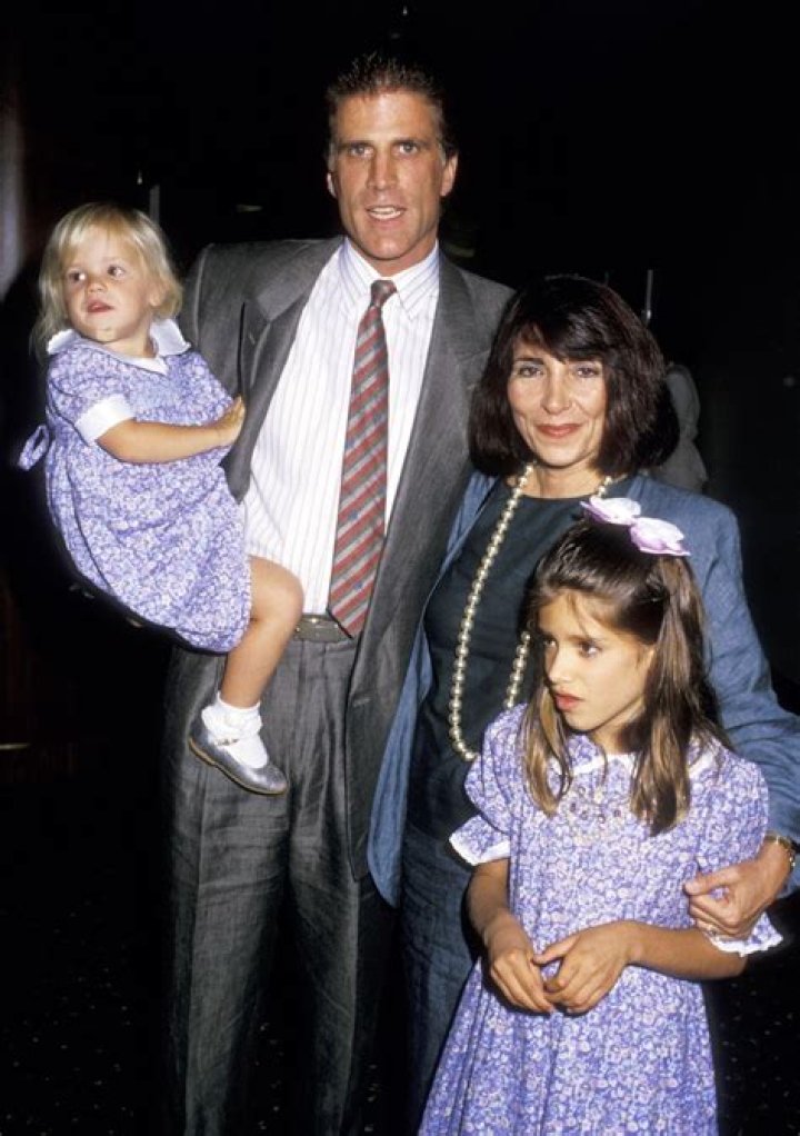 Alexis Danson (Ted Danson Daughter) Wikipedia, Bio, Age, Height, Weight, Boyfriend, Net Worth, Facts
