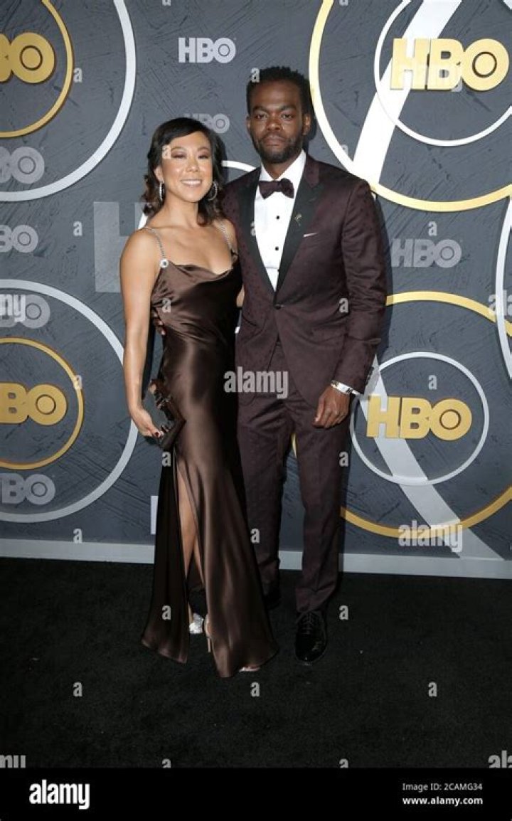 Ali Ahn Age – William Jackson Harper’s Wife And Instagram Photos
