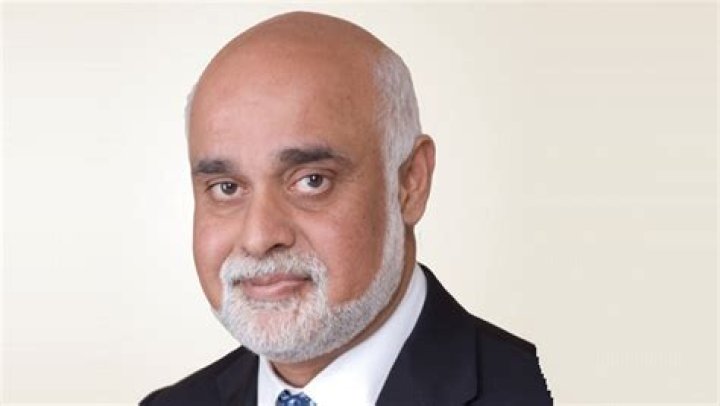 Aman Bhutani Age, salary net worth, wife and family, Wiki, Biography