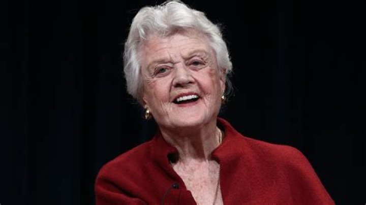 
Angela Fletcher Height, Weight, Net Worth, Age, Birthday, Wikipedia, Who, Nationality, Biography 