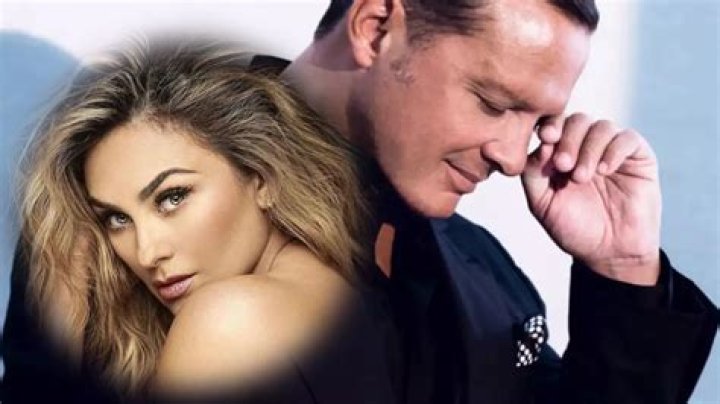 Aracely Arámbula Bio, Wiki, Age, Height, Family, Husband, Movies and Net Worth.