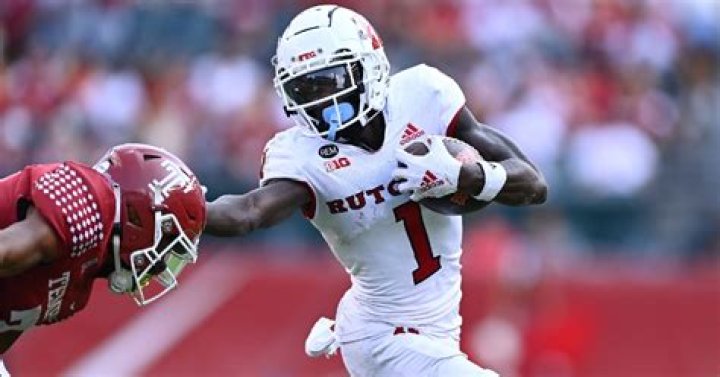 Aron Cruickshank Age Height & Wiki: Everything On Wisconsin Footballer