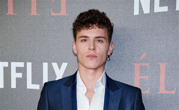 Aron Piper Bio, Wiki, Age, Height, Family, Dating, Movies, Songs and Net Worth.