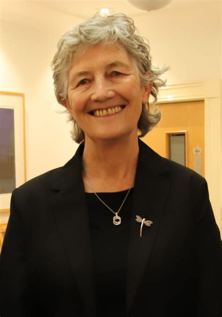 
Bernadette Connolly Height, Weight, Net Worth, Age, Birthday, Wikipedia, Who, Nationality, Biography 