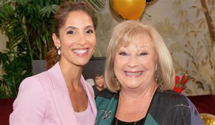 Beth Maitland Bio, Wiki, Age, Books, Net Worth, Twitter, Young & Restless