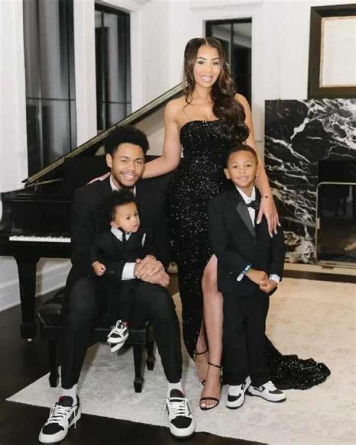 Bri Babineaux Bio, Wiki, Age, Height, Parents, Husband, Baby, Songs, and Net Worth