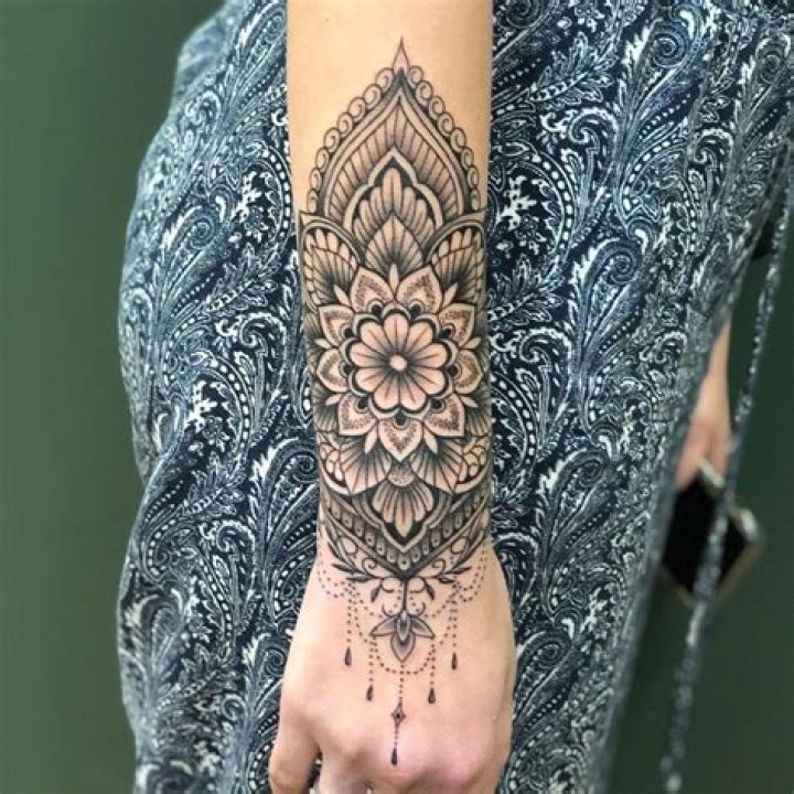 Can you cover up a mandala tattoo