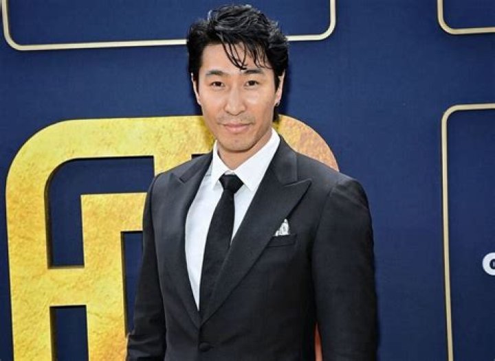 
Chris Pang Wife: Is Married To Girlfriend Eliana Guam? 