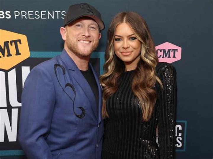 Cole Swindell- Wiki, Age, Wife, Net Worth, Ethnicity, Height