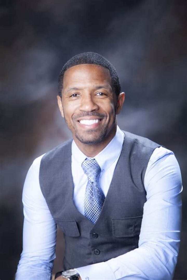 Dartanyon Williams Age, Wiki, Biography, Background, Wife, Political Party, Net Worth