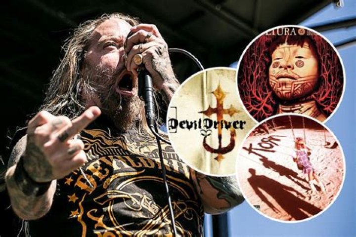 Dez Fafara Bio, Wiki, Age, Height, Wife, Kids, DevilDriver and Net Worth.