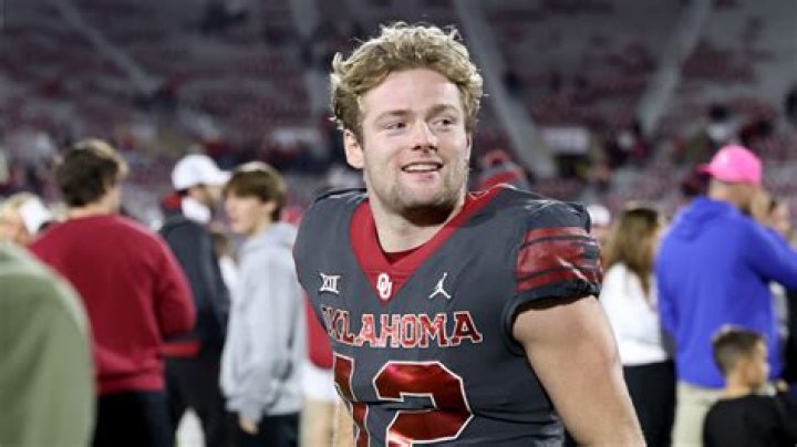 Drake Stoops Father, NFL Draft, High School, 40 Time, Age, Twin Brother