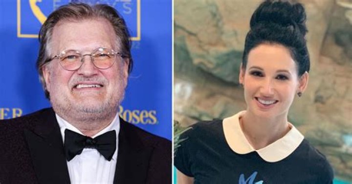 Drew Carey’s Wife: Is He In A Relationship With Amie Harwick?