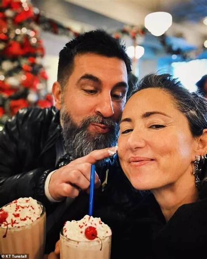 Fact Check: Is KT Tunstall Gay? Partner Or Husband -Everything To Know