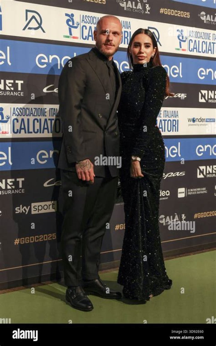 
Federico Dimarco Wife Name: Giuly Mazzocato 