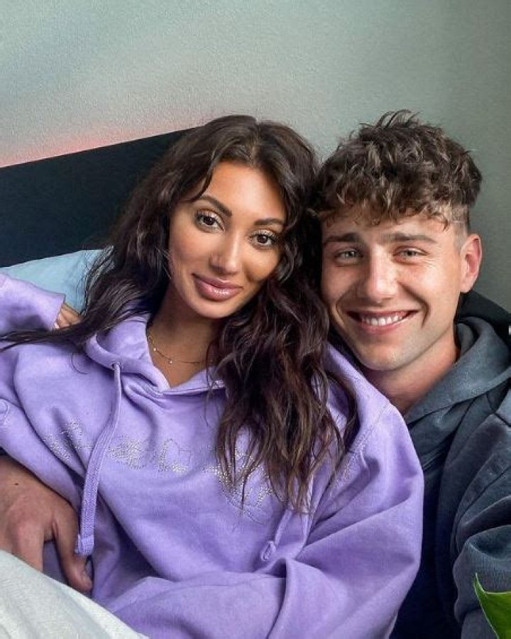 Francesca Farago- Net Worth, Bio, Age, Boyfriend, Dating, Height, Career