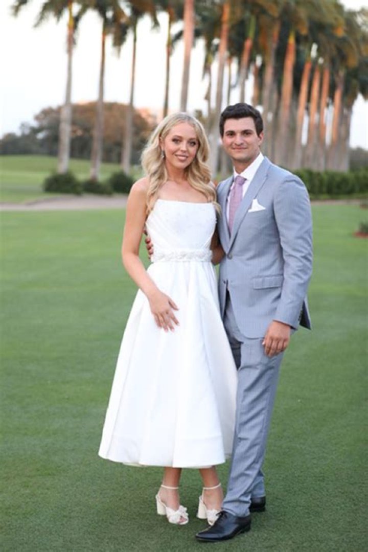 
Grant Crapp Wife: Is He married To Lucy Cartwright? Daughter, Family And Net Worth 