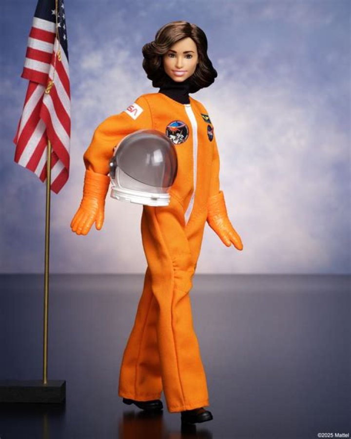 How Did Ellen Ochoa Die? Dead or Alive: Parents And Ethnicity
