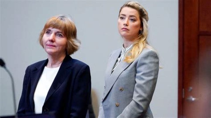 How Much Is Elaine Bredehoft Salary? Amber Heard Lawyer Net Worth
