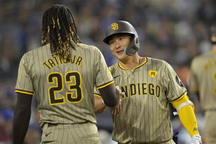How Much is Fernando Tatis Jr. Salary? San Diego Padres – Shortstop’s Girlfriend, Family and Height