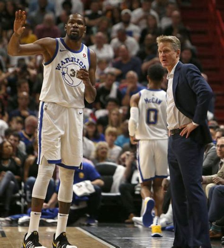 
How Tall is Kevin Durant and How Has His Height Affected His Career? 