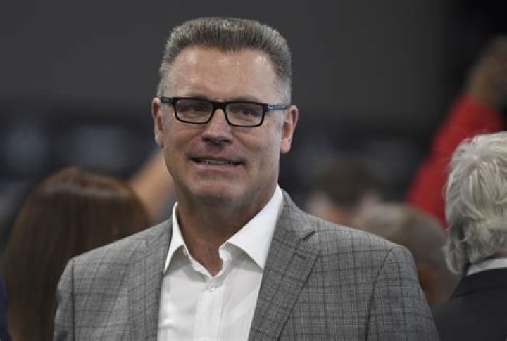 Howie Long – Bio, Wife, Sons, Family, Age, Net Worth, Height, Wiki
