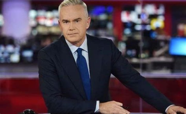 Huw Edwards Bio, Age, BBC, Family, Wife, Net Worth, Salary