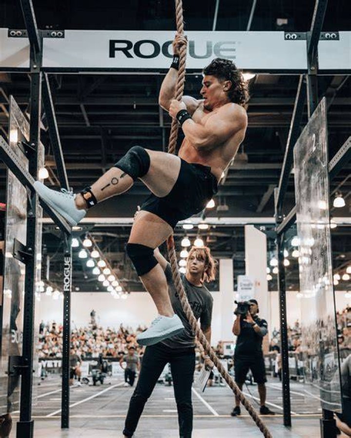 Is Justin Medeiros Dating Gianni Pitto? CrossFit Athlete Relationship Details
