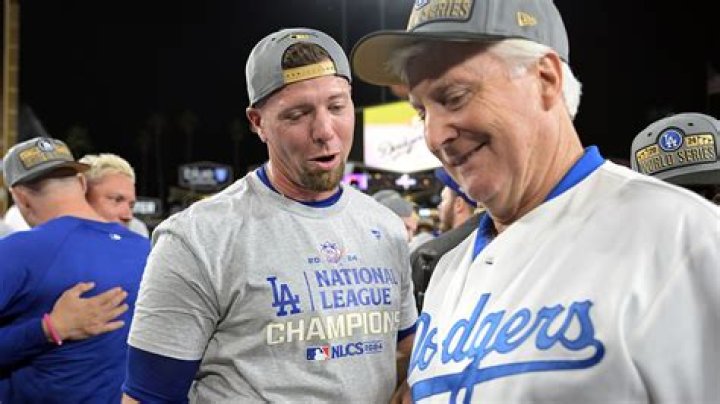 Is Mark Walter Dodgers owner married?