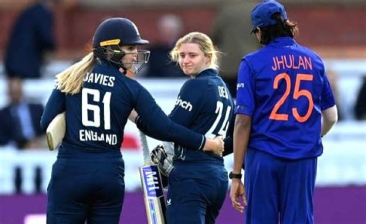 
It doesn’t sit comfortably with me: Dominic Cork on Deepti’s run-out of Charlie 