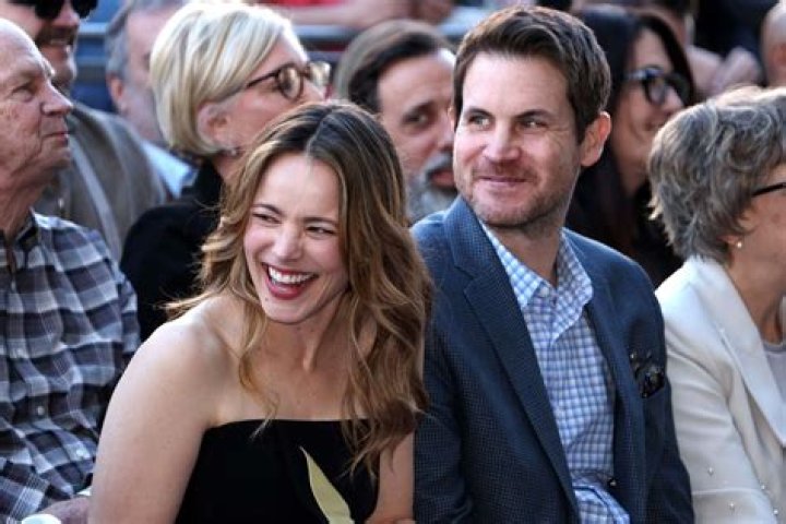 Jamie Linden Bio, Wiki, Age, Height, Rachel McAdams, Sons, Family, Writer and Net Worth