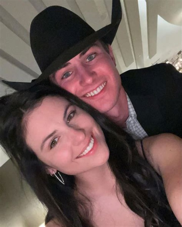 Jess Lockwood Bio, Wiki, Age, Net Worth, Wife, Height, Injury, PBR, House