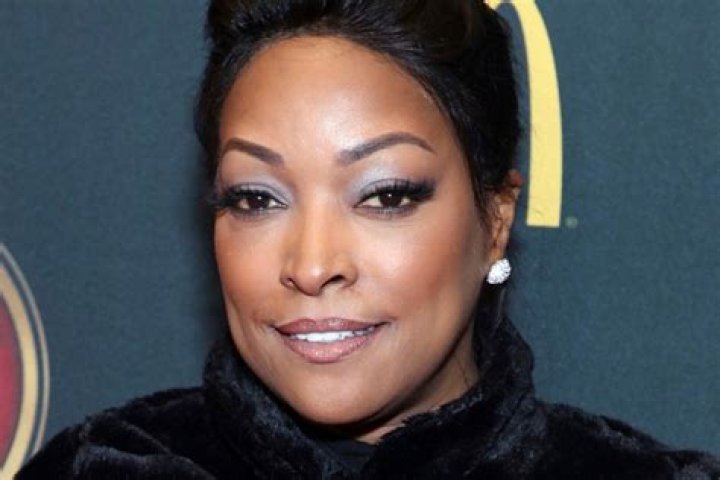 Kellita Smith Biography, Age, Family, Husband, Movies And Net Worth.