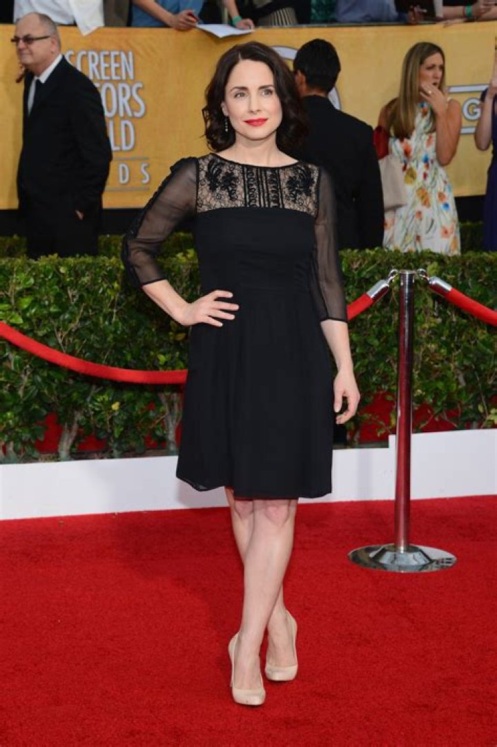 Laura Fraser’s biography, net worth, fact, career, awards and life story