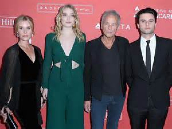 Lindsey Buckingham Children: Meet Leelee Buckingham, William Gregory Buckingham and Stella Buckingham