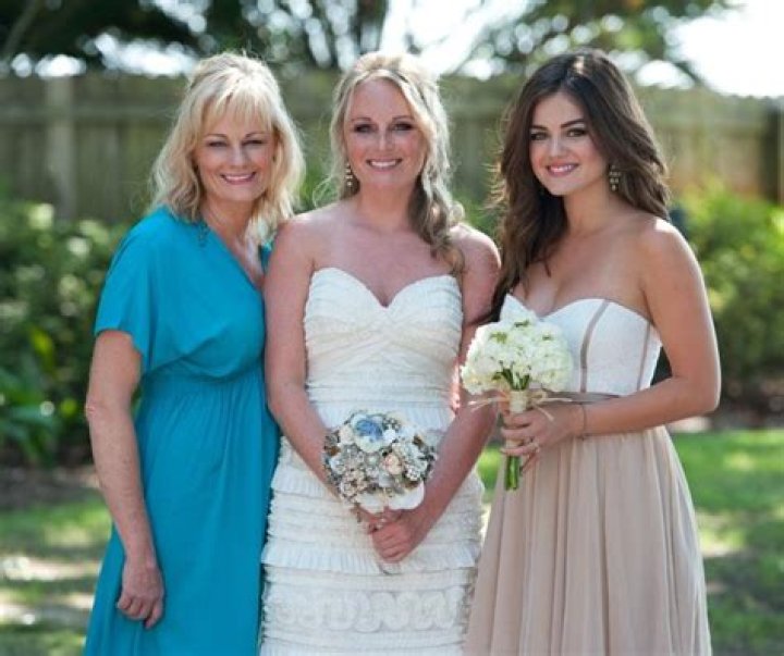 Lucy Hale Parents: Meet Preston Hale, Julie Hale