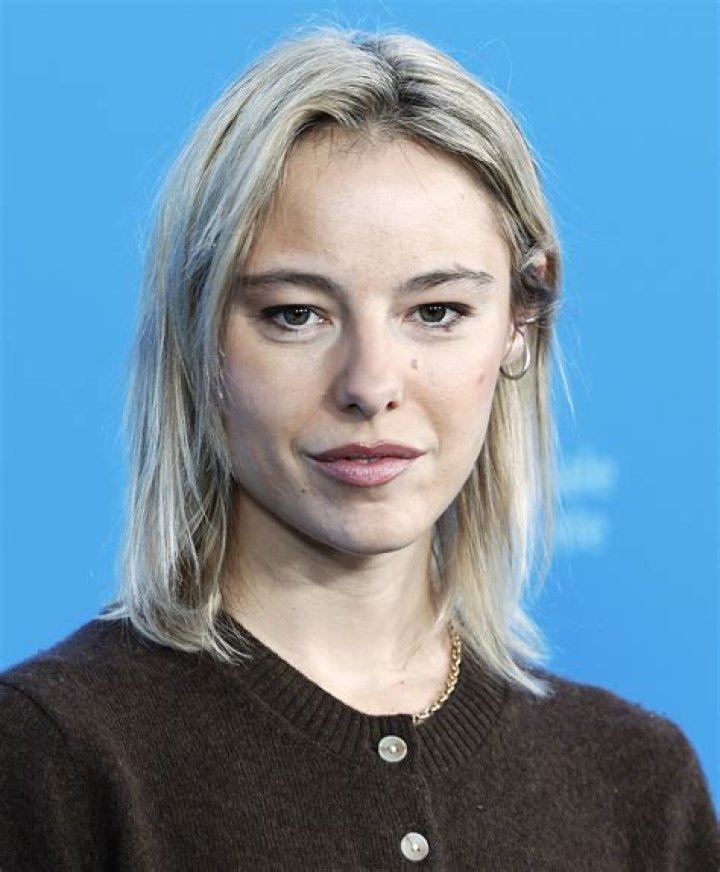 Marion Barbeau Wikipedia and Career, Meet The Actress On Instagram