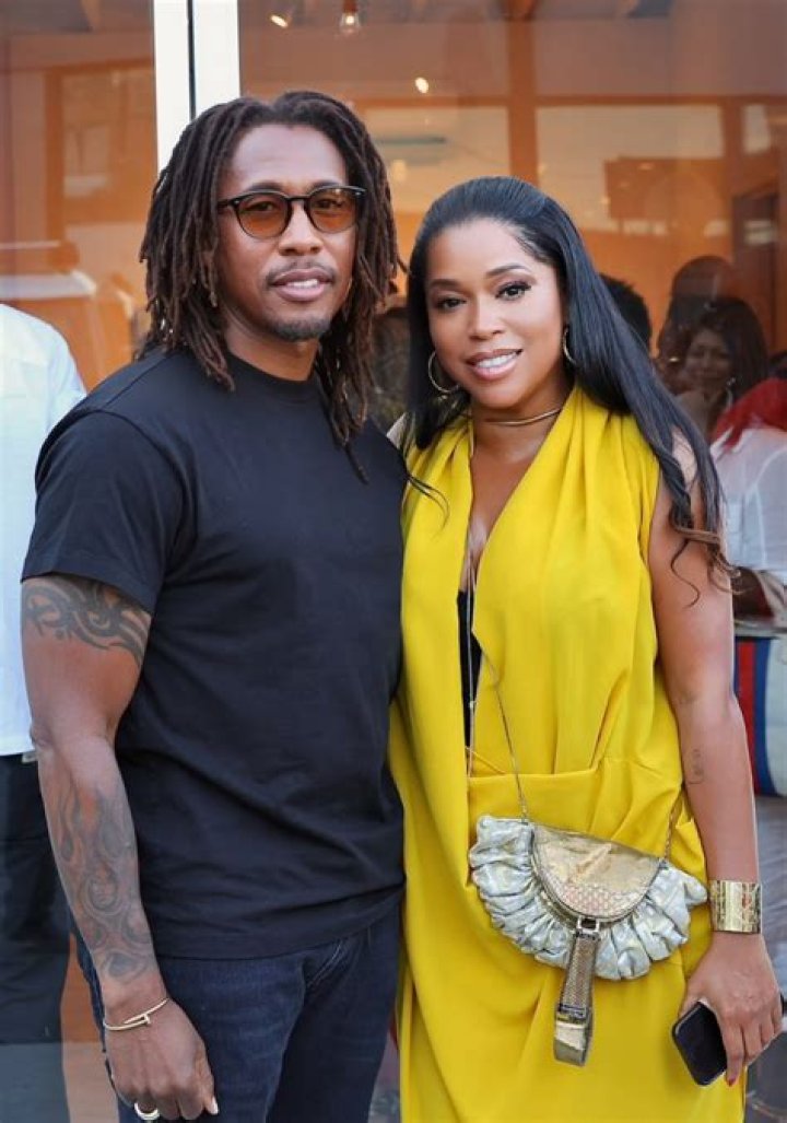 Mashonda Tifrere (Singer) Bio, Wiki, Net Worth, Age, Son, Swizz Beatz, Dating, Songs and Book.