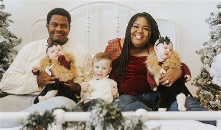 Meena Harris Wiki, Age, Husband, Daughters, Parents, Family, Biological Father, Adopted, Net Worth, Partner, Spouse, Instagram