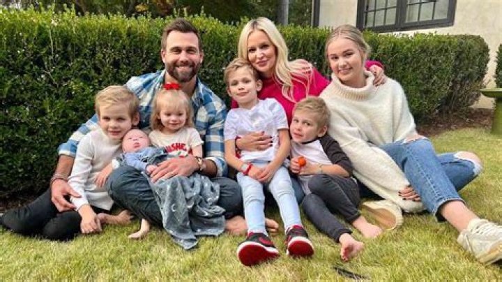 Mollique Johnson Bio, Wiki, Age, Family, Husband, Bachelorette and Net Worth