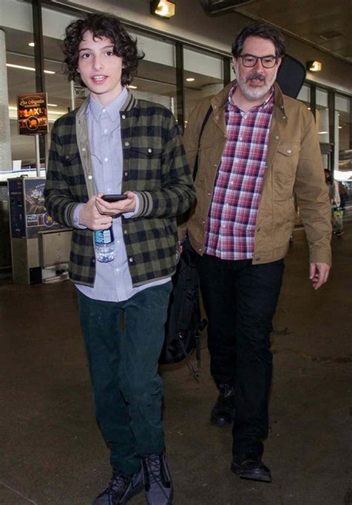 Nick Wolfhard Girlfriend, Edad, Parents, Who is Finn Wolfhard’s Brother Dating? Wiki, Biography