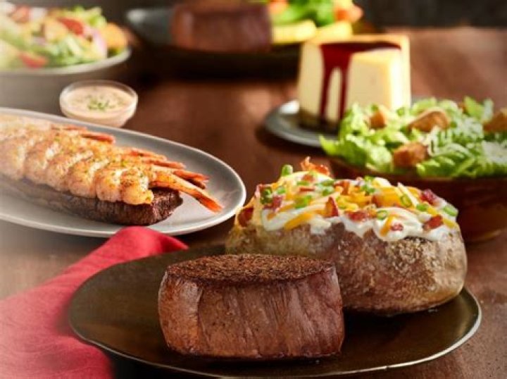 Outback Steakhouse brings back 4-Course Celebration for Two deal for Valentine’s Day 2023