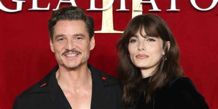 
Pedro Pascal Arm Injury, What Happened to Pedro Pascal’s Arm? Is Pedro Pascal Injured? 