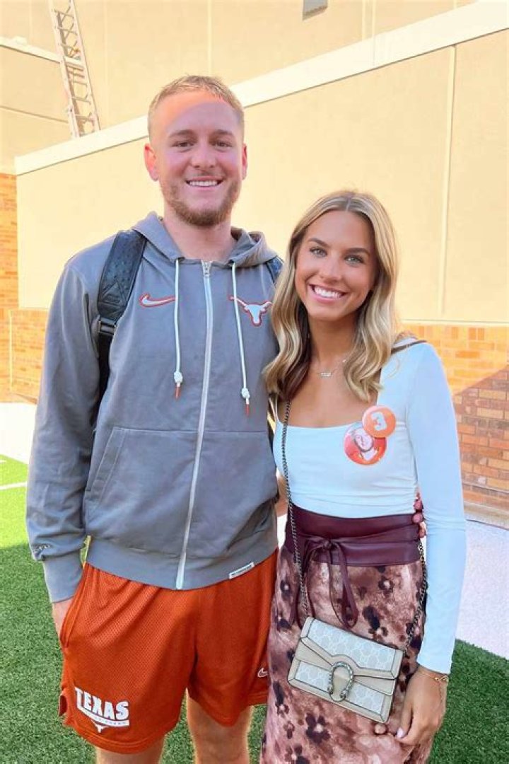 Quinn Ewers Parents Curtis Ewers And Kristen Ewers Raised Two Athletes