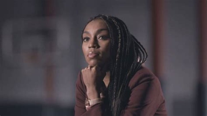 Renee Montgomery Bio, Net Worth, Salary, Age, Height, Parents, Wife, Children