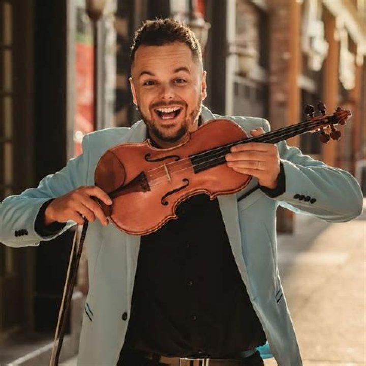 Rob Landes Bio, Wiki, Age, Height, Wife, Violin and Net Worth