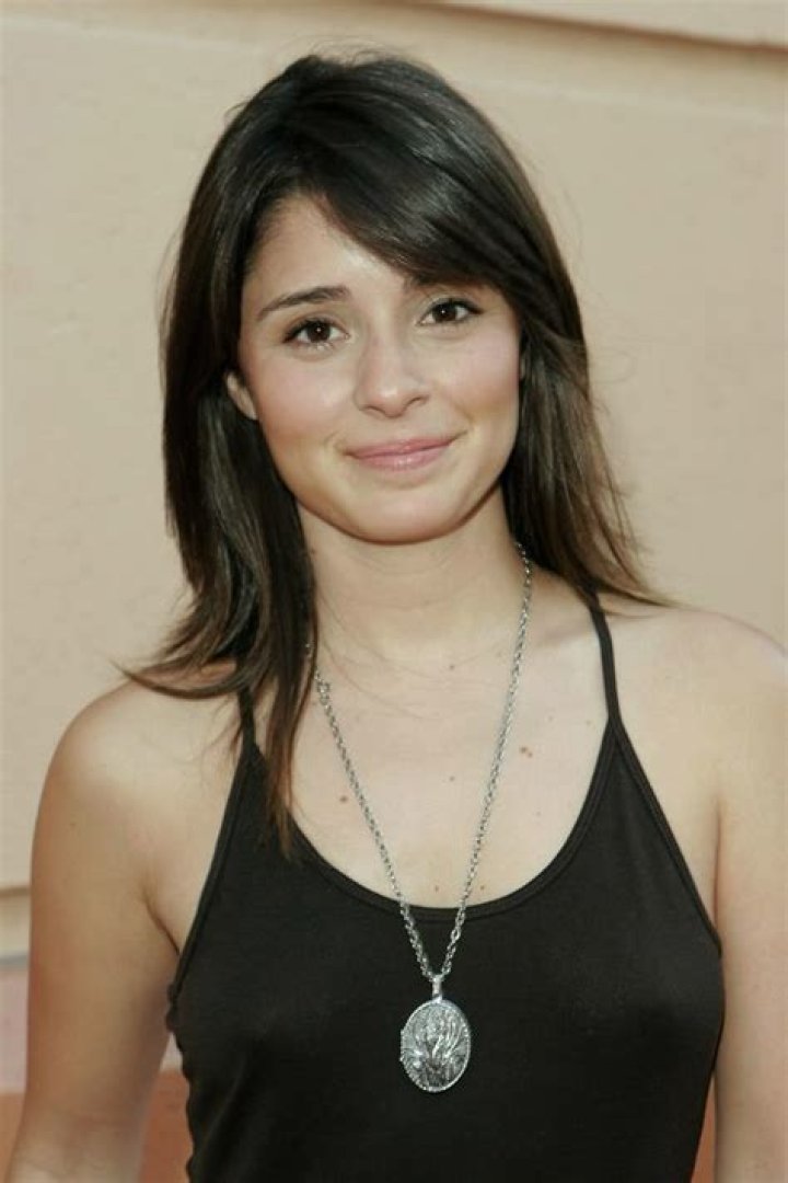 Shiri Appleby