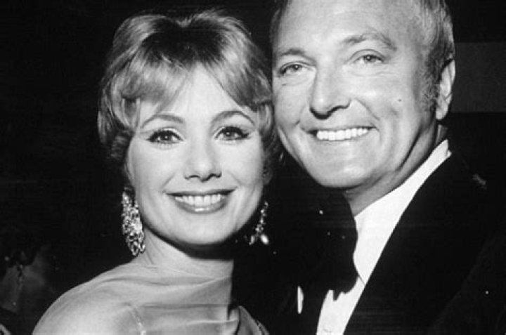 Shirley Ann Jones – Bio, Family & Facts About Jerry Van Dyke’s Wife