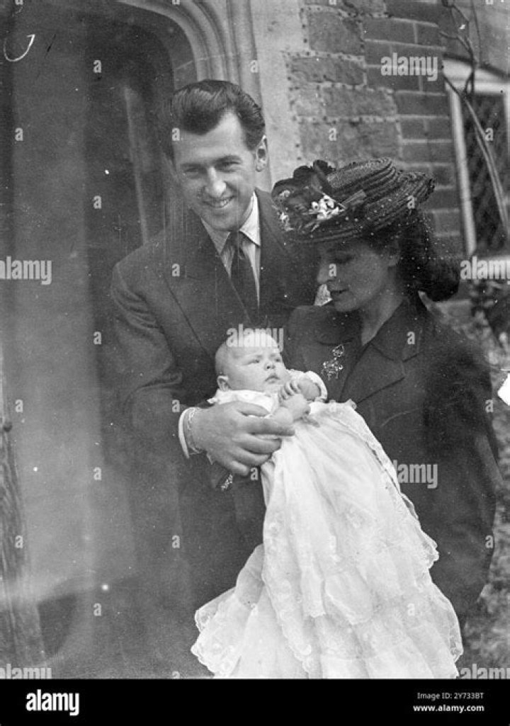 Stewart Granger – Biography, Height, Wife, Daughter, Net Worth, Death